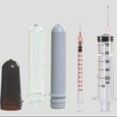 Компоненты формованной формы из ПЭТ.