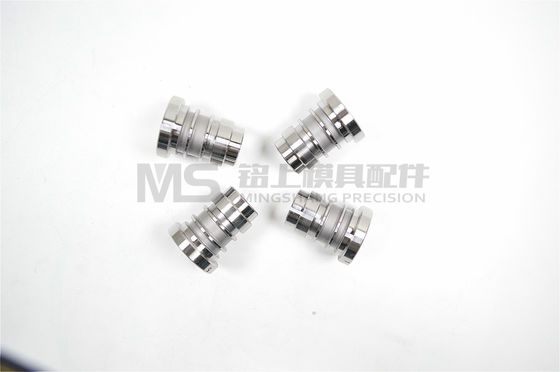 Части с CNC-обработками на заказ для глазных линий и косметических форм