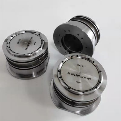 S136 Вставка точного ядра -- внутренние заземляющие части для форм крышек бутылок.